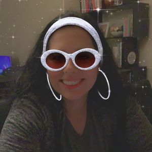 Meet your Posher, Meni